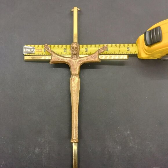 Vintage Brass Crucifix Cross Detailed Christ Figure Wall Hanging MCM - Picture 8 of 8